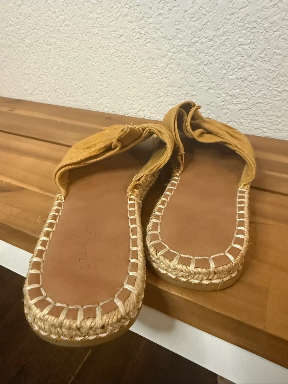 Universal Thread slip espadrille